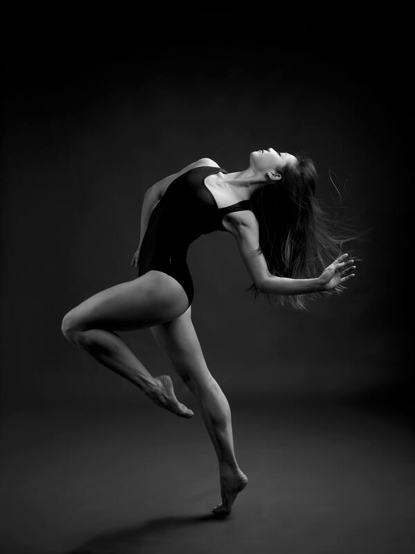 Ballet And Dance Photography Cincinnati Fine Art Photography Portrait Underwater And Social